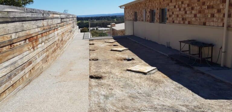 feature timber fencing