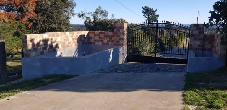 front gate mt vernon 1
